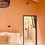 Adrias Kefalonia Ζόλα