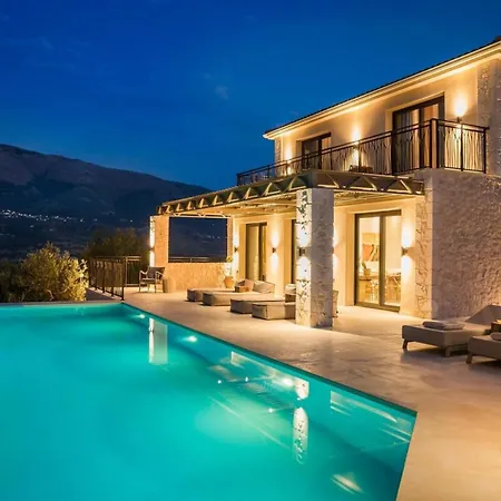 Adrias Kefalonia Zóla